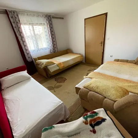 17 Apartment *